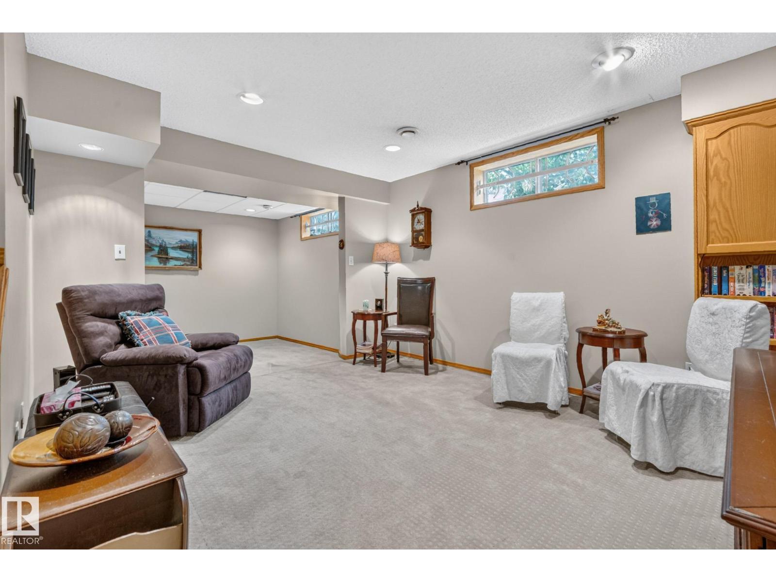 3108 36B AV NW - Image 32