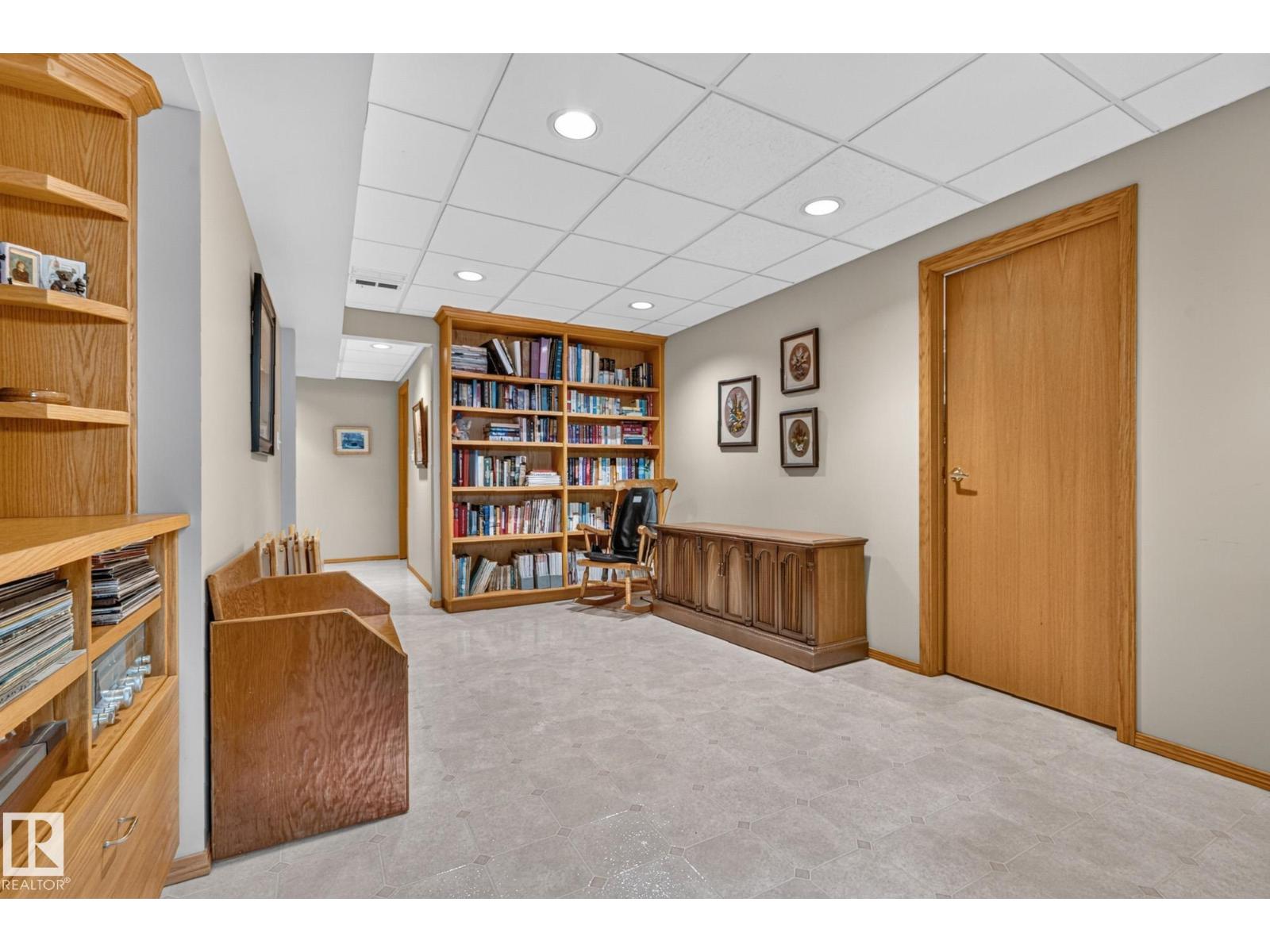 3108 36B AV NW - 34