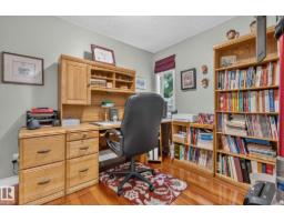 3108 36b Av Nw, Edmonton, AB T6T1H4 Photo 22