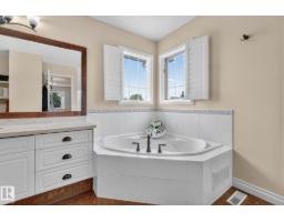 3108 36b Av Nw, Edmonton, AB T6T1H4 Photo 27