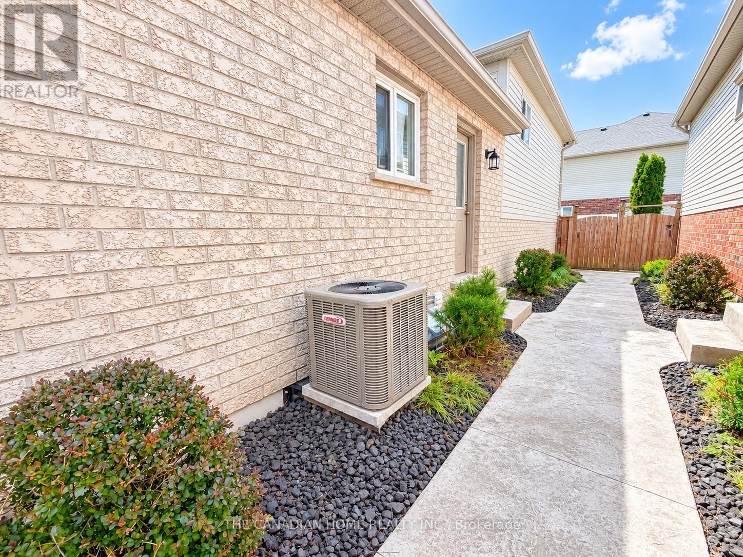 2842 MEADOWGATE BOULEVARD - 19