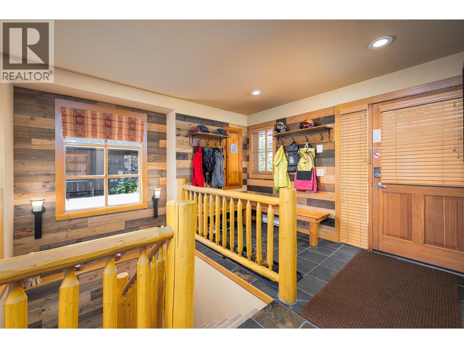 360 Whitehorse Lane Unit# 16, Big White