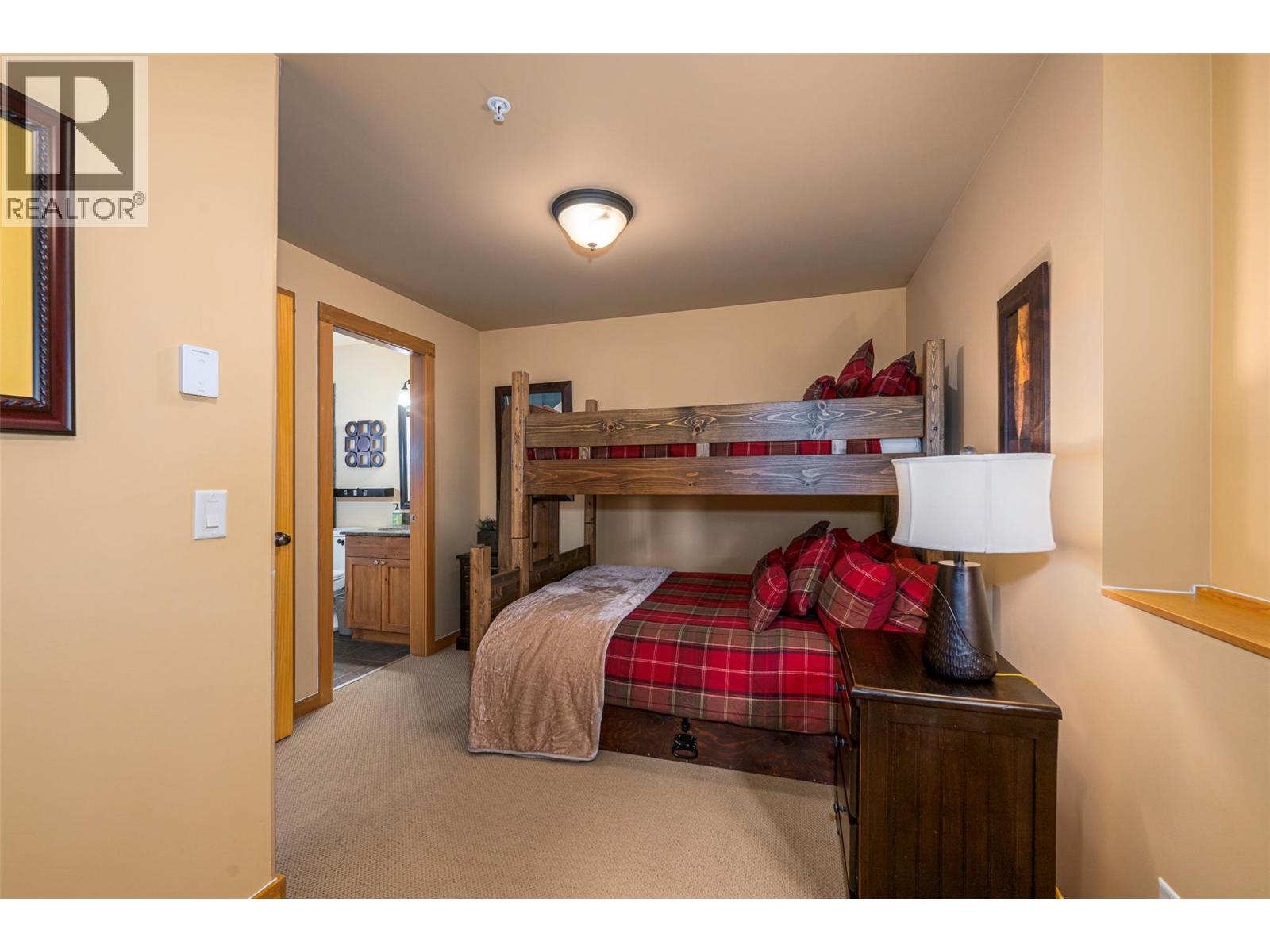 360 Whitehorse Lane Unit# 16, Big White