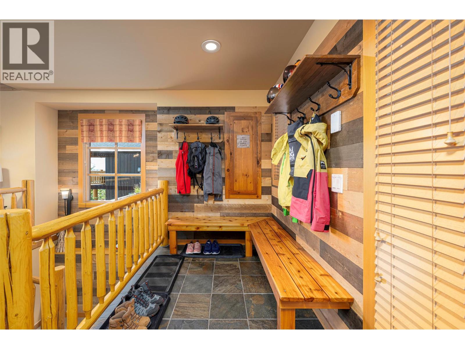 360 Whitehorse Lane Unit# 16, Big White