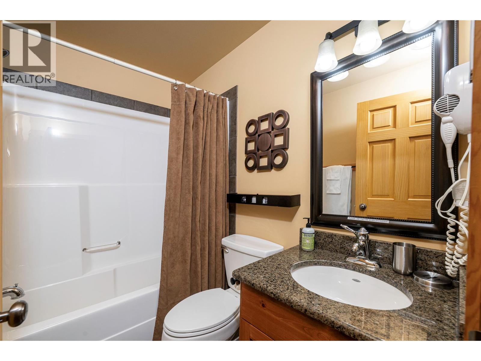 360 Whitehorse Lane Unit# 16, Big White