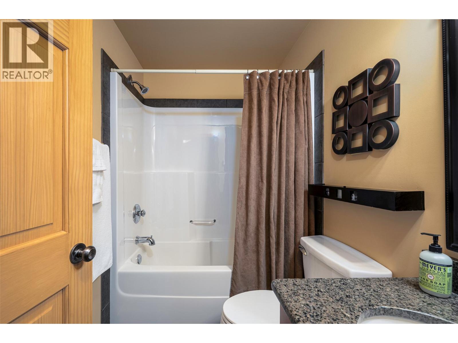360 Whitehorse Lane Unit# 16, Big White