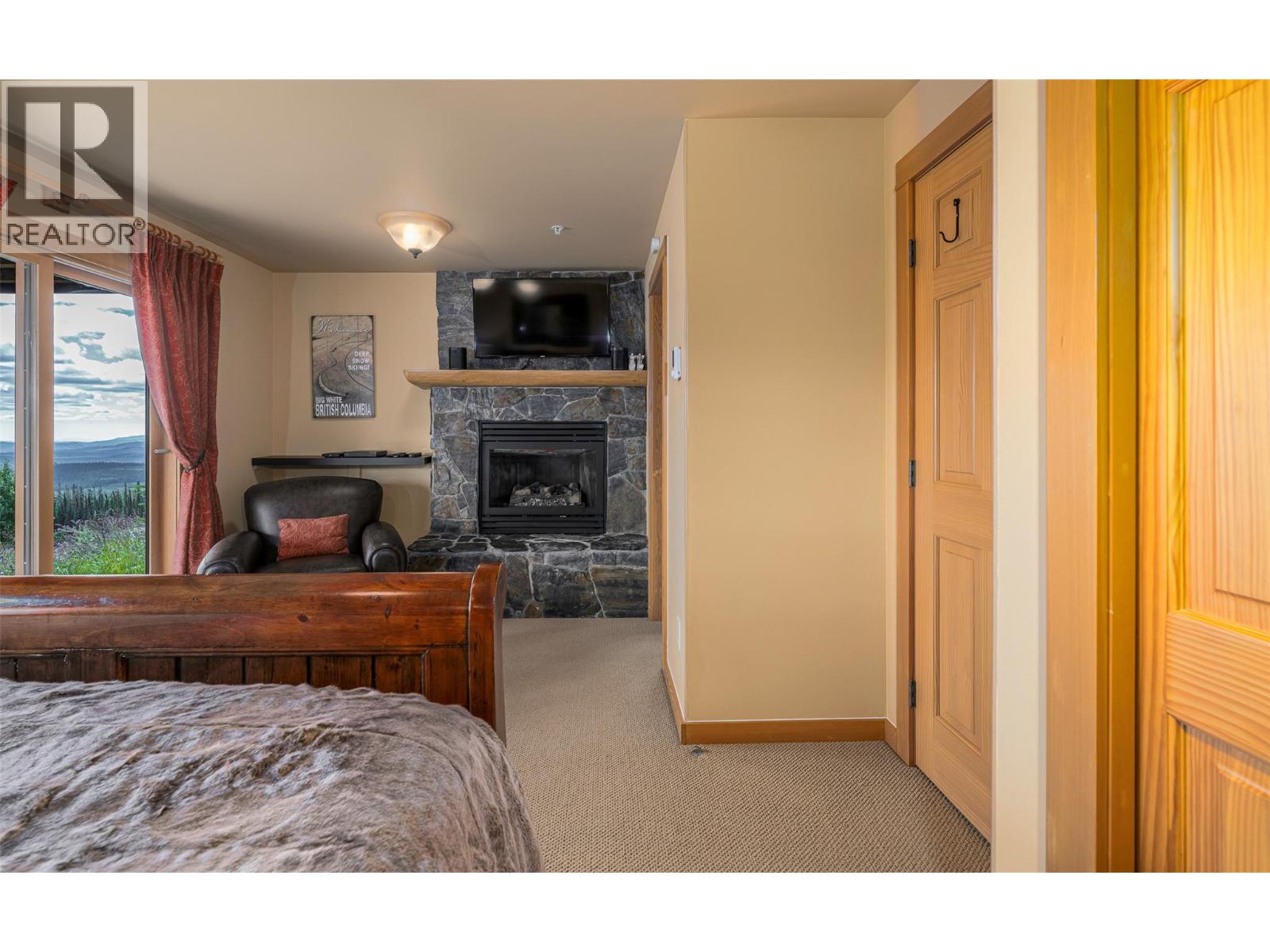 360 Whitehorse Lane Unit# 16, Big White