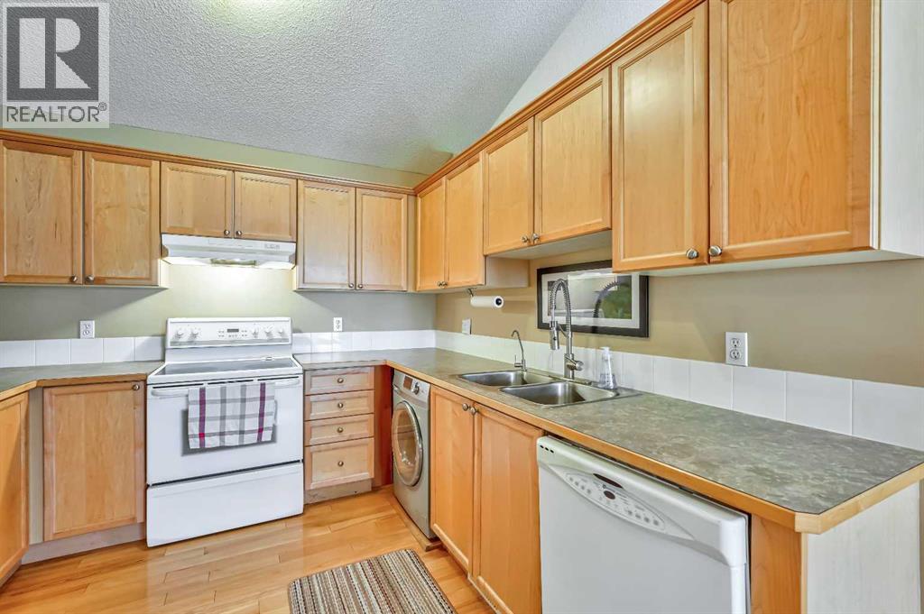 236 Covepark Close Northeast - Photo 10