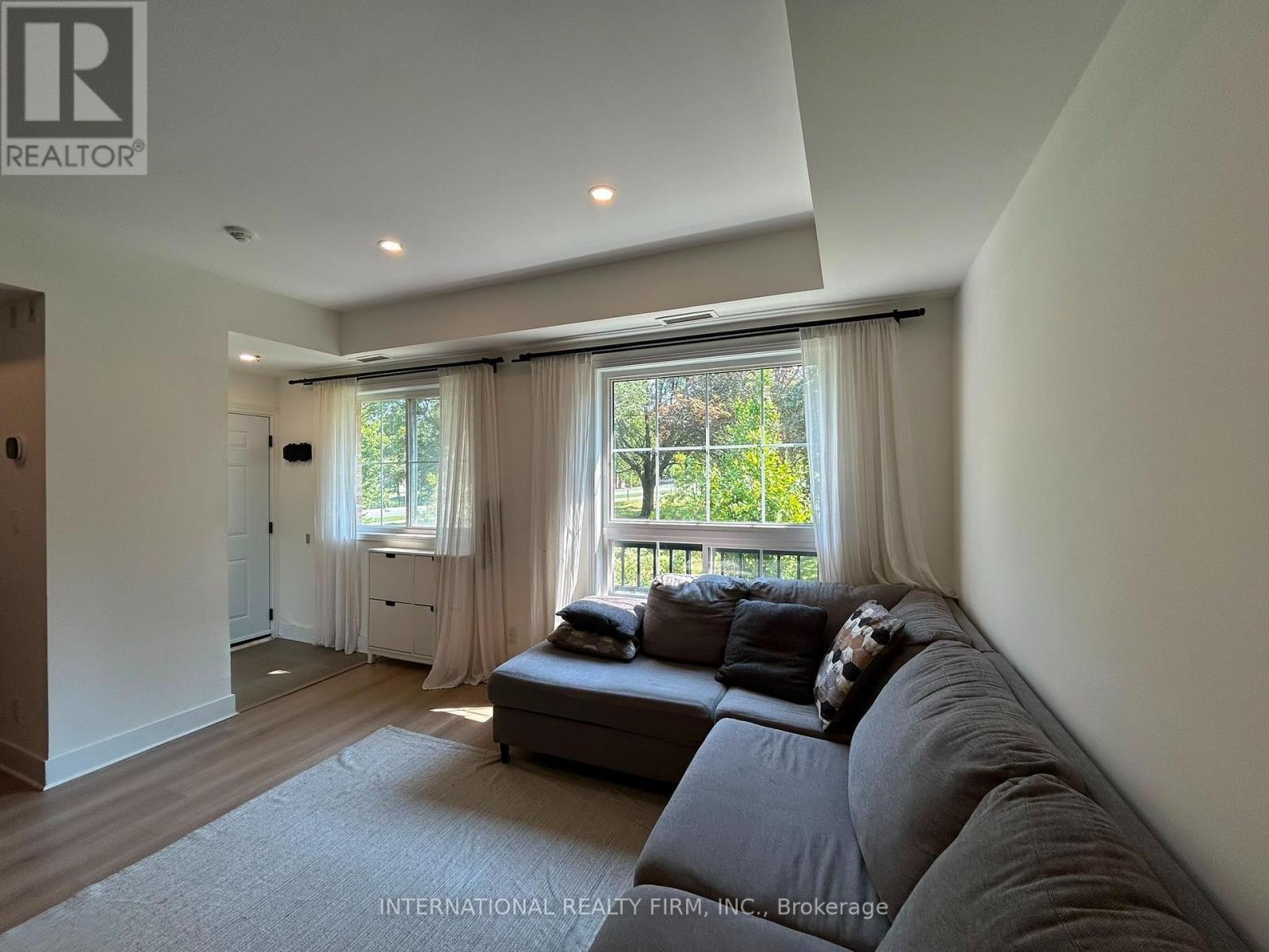 #204 1785 EGLINTON AVENUE E - 11