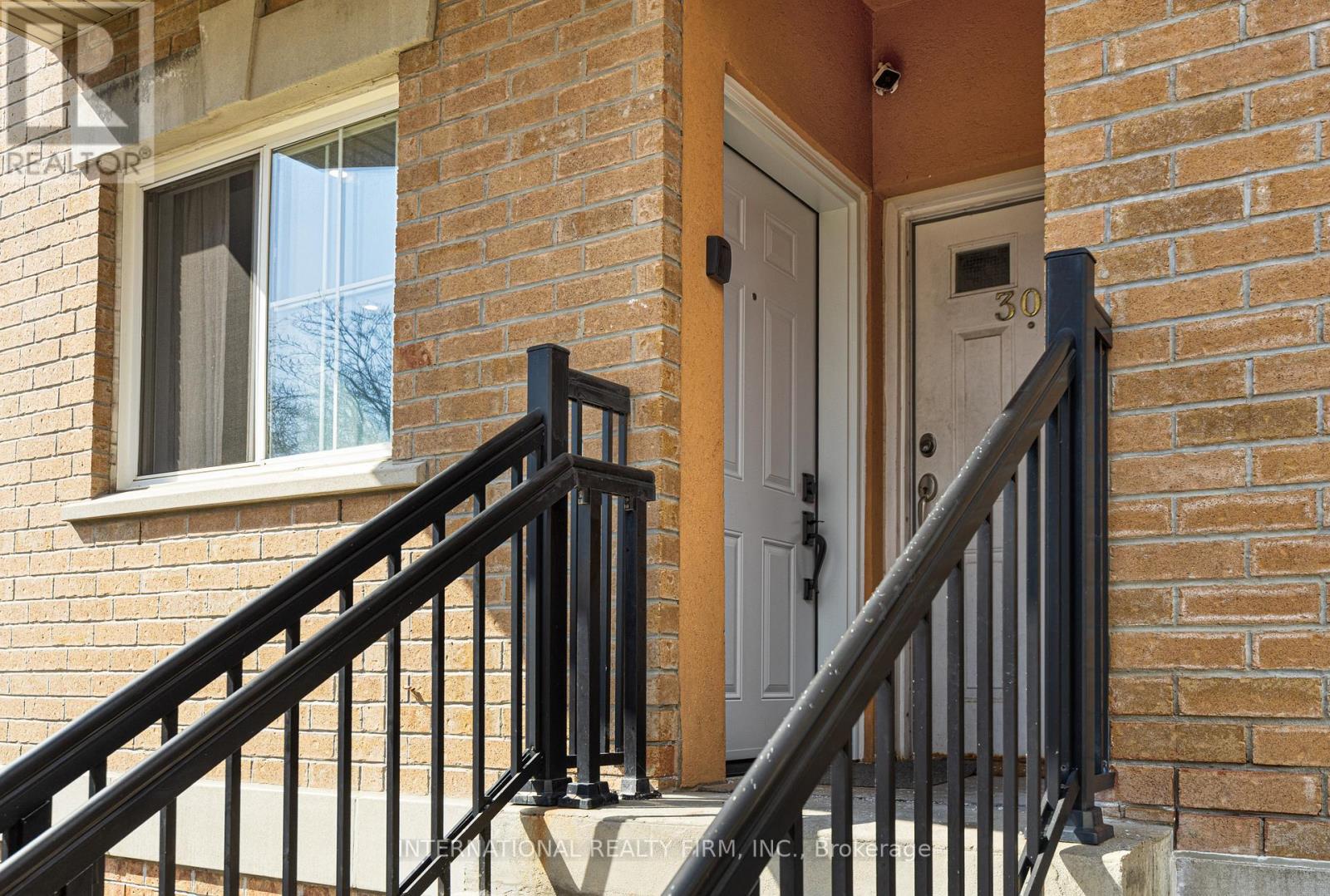 #204 1785 EGLINTON AVENUE E - 6