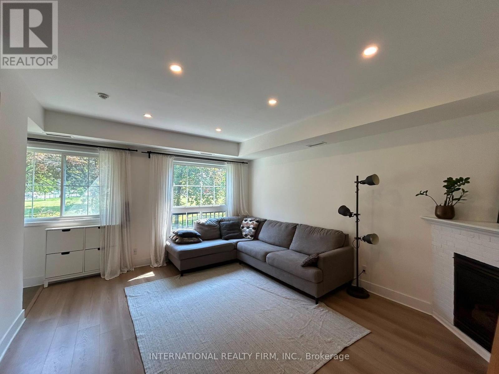 #204 1785 EGLINTON AVENUE E - 8