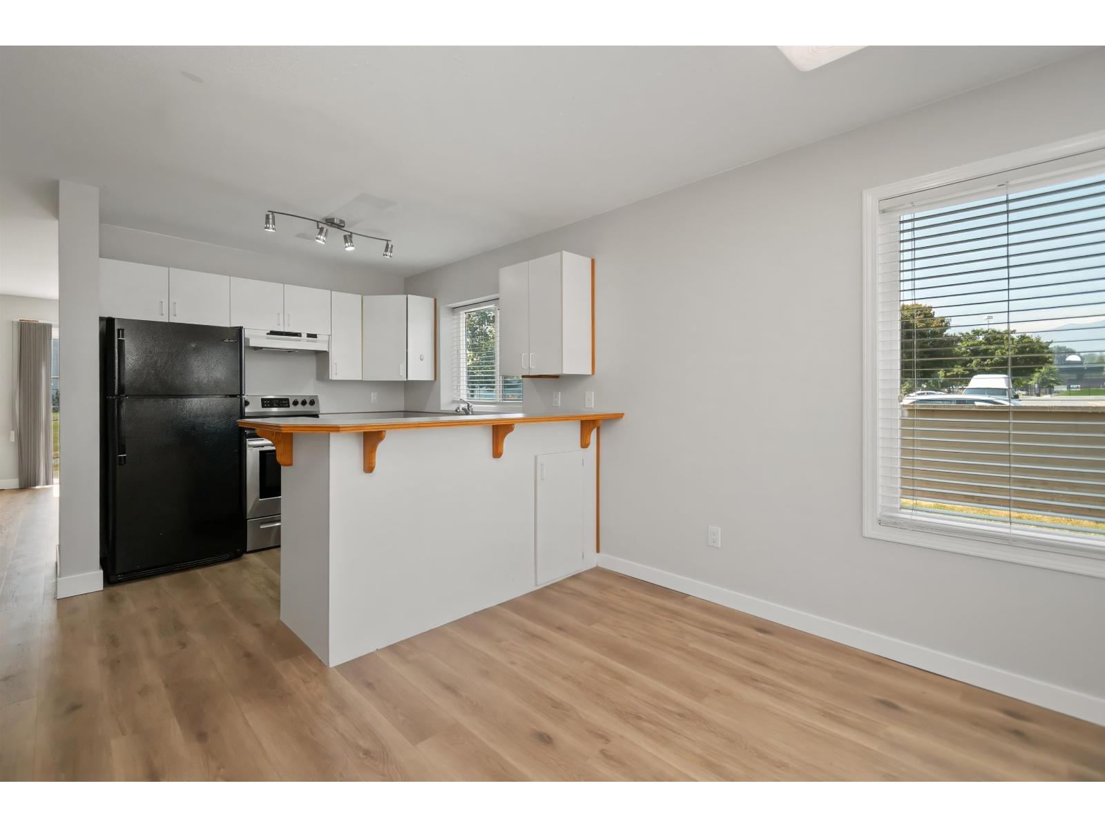1 9206 CORBOULD STREET, Chilliwack Proper West