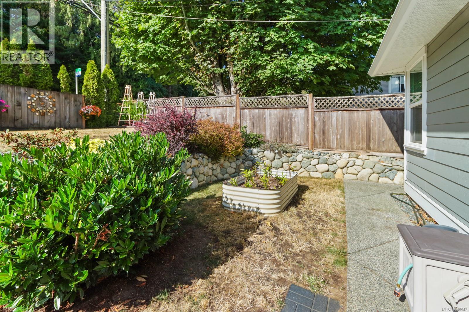 5612 Hammond Bay Rd - Image 46