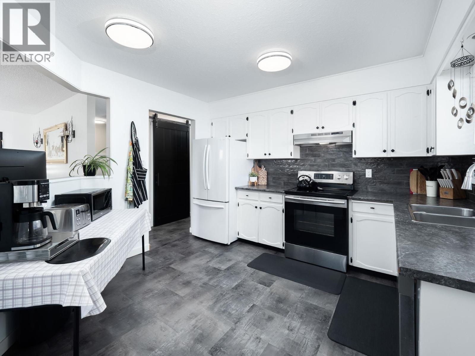 7786 LANCASTER CRESCENT - Image 13