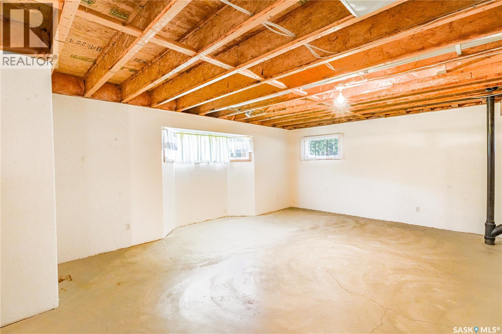 126 5th AVENUE W - 49
