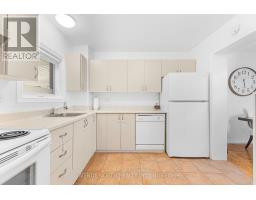 - - 104 Bannerhill Private, Ottawa, ON K1V0T3 Photo 9