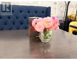 2891 Danforth Avenue, Toronto, ON M4C1M1 Photo 11
