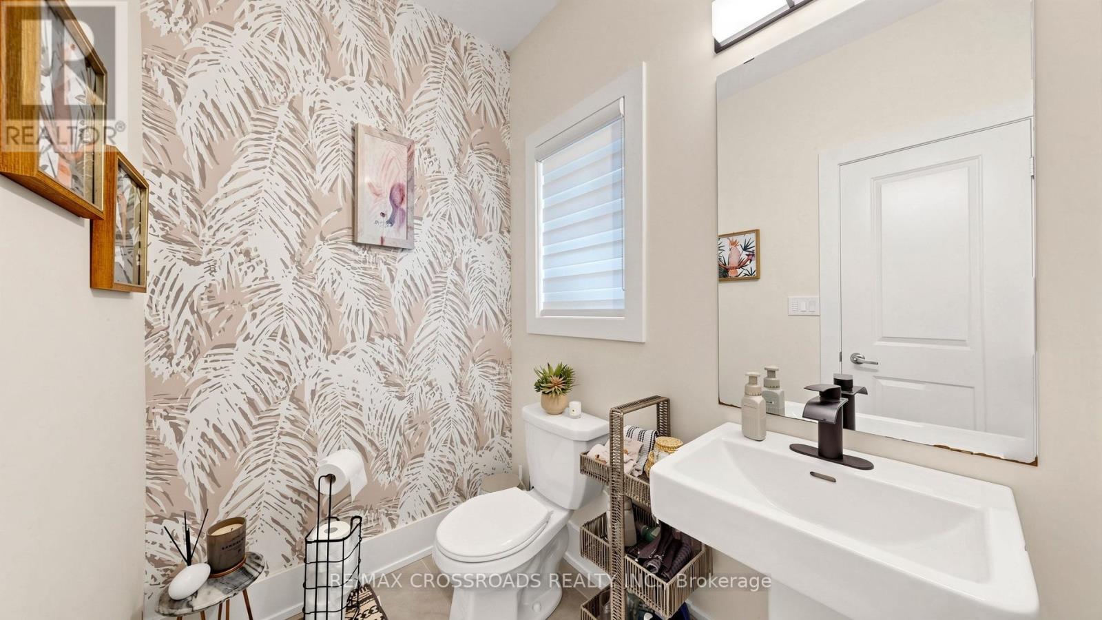 17 SAM PRIESTLEY AVENUE - 18