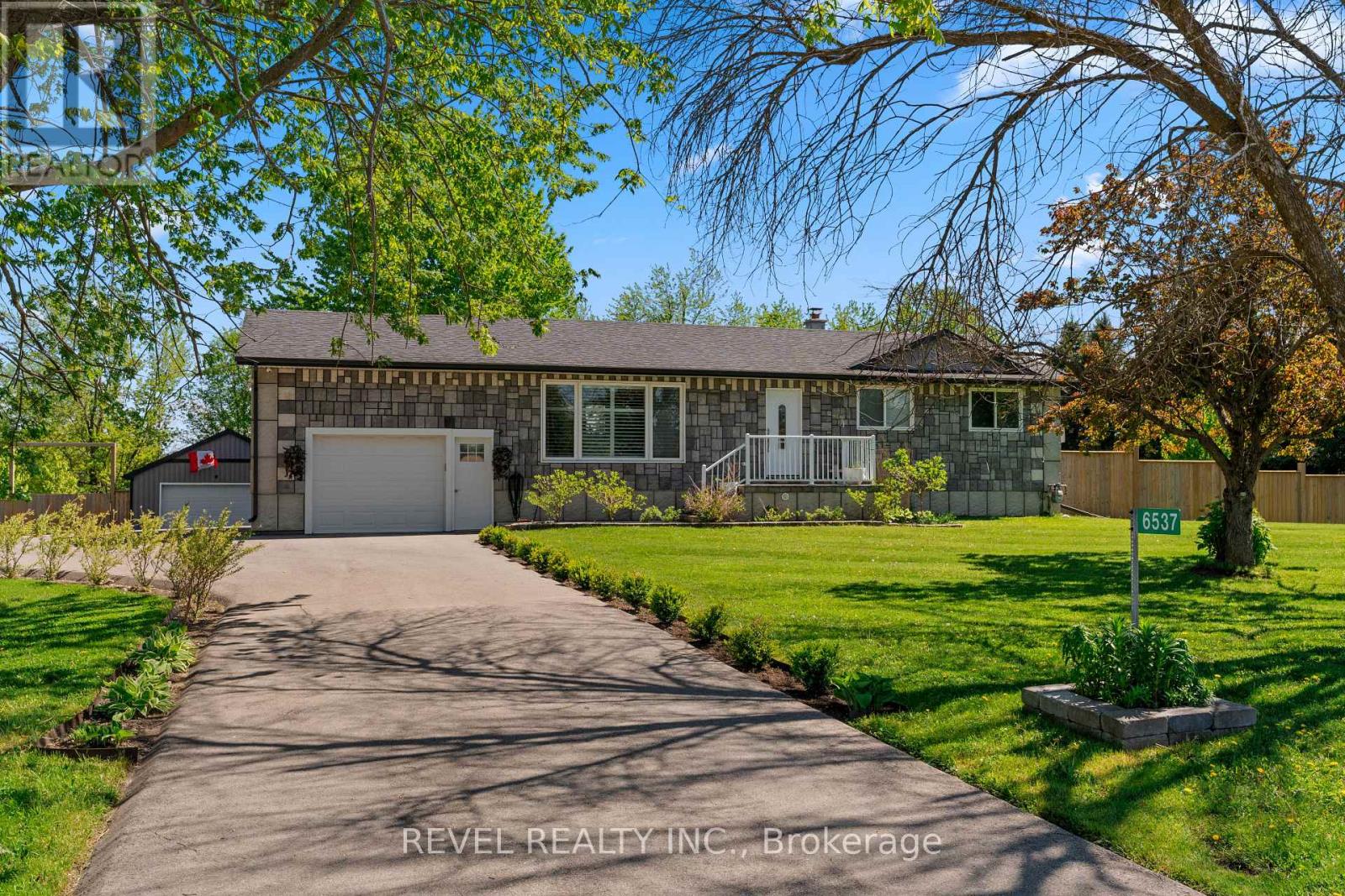 6537 9 COUNTY ROAD - 1