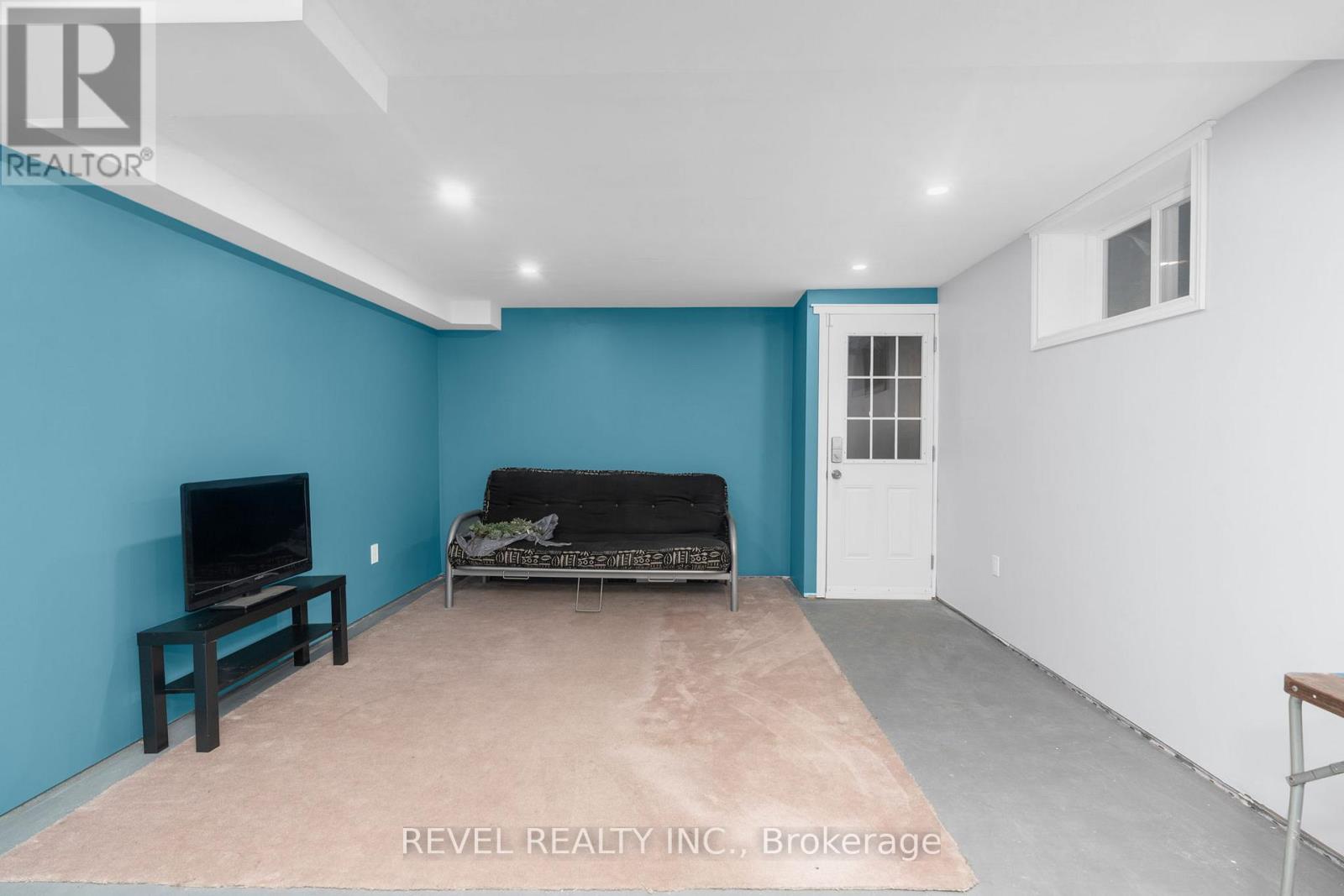 6537 9 COUNTY ROAD - 21