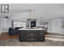 6537 9 County Road, Clearview, ON L0M1S0 Photo 9