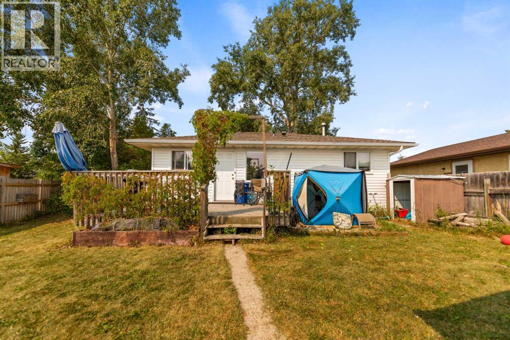 67 Falchurch Crescent NE - 29