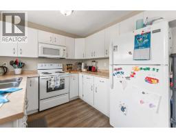 67 Falchurch Crescent Ne, Calgary, AB T3J1J9 Photo 12