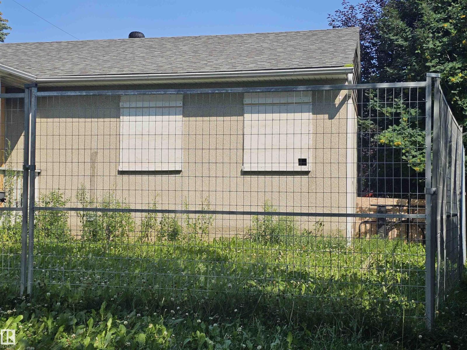 9115 76 ST NW - Image 14