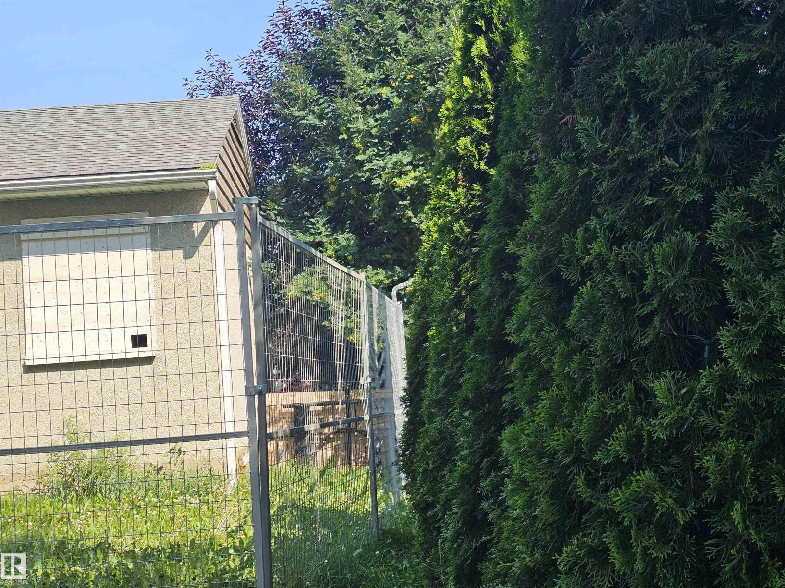 9115 76 ST NW - Image 16