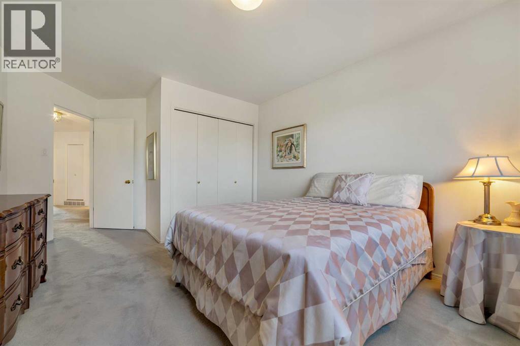 33 Ridgewood Crescent West - Photo 30