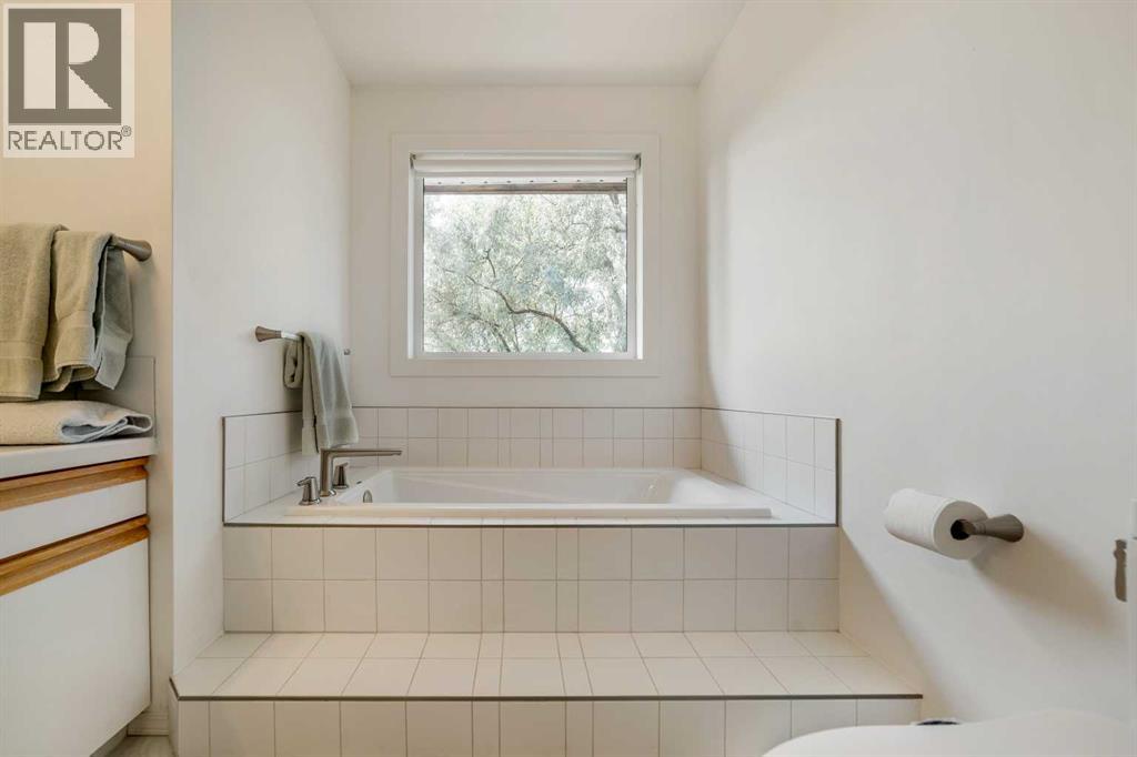 33 Ridgewood Crescent West - Photo 26