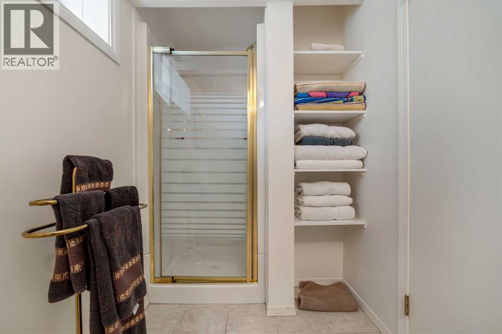 33 Ridgewood Crescent West - Photo 39