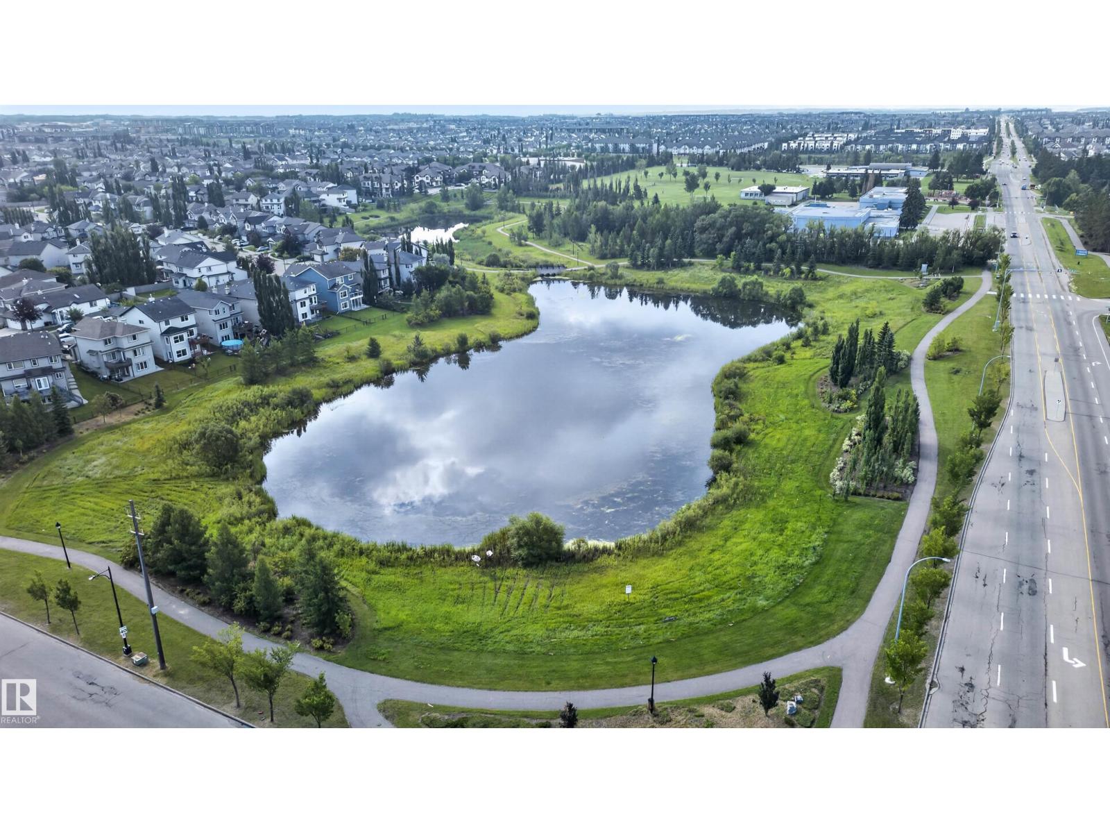 #34 6520 2 AV SW - Image 19