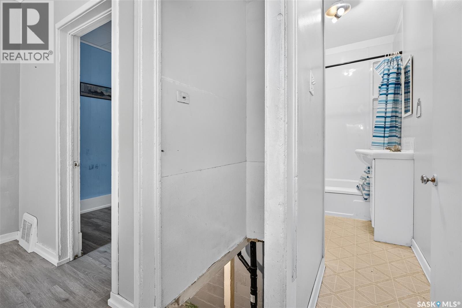 55 Iroquois STREET W - 28
