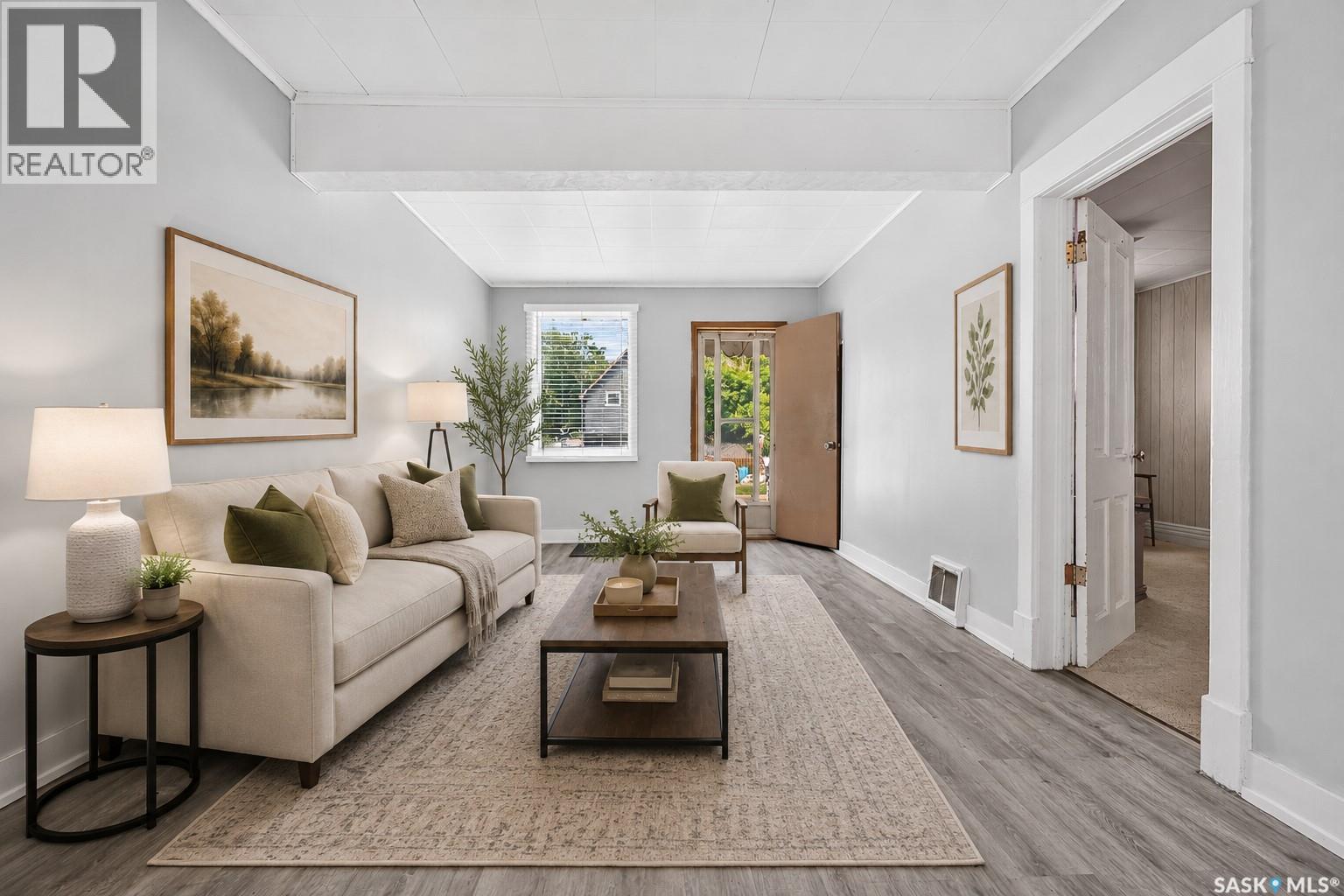 55 Iroquois STREET W - Image 6