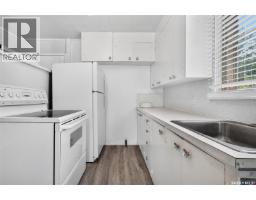 55 Iroquois Street W, Moose Jaw, SK S6H5A4 Photo 16