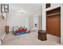 55 Iroquois Street W, Moose Jaw, SK S6H5A4 Photo 22