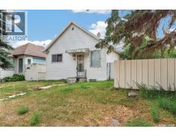 55 Iroquois Street W, Moose Jaw, SK S6H5A4 Photo 39
