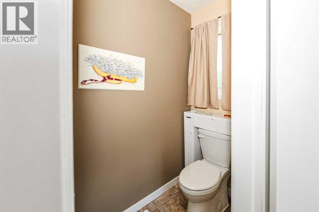 5102 54 Avenue - Photo 20