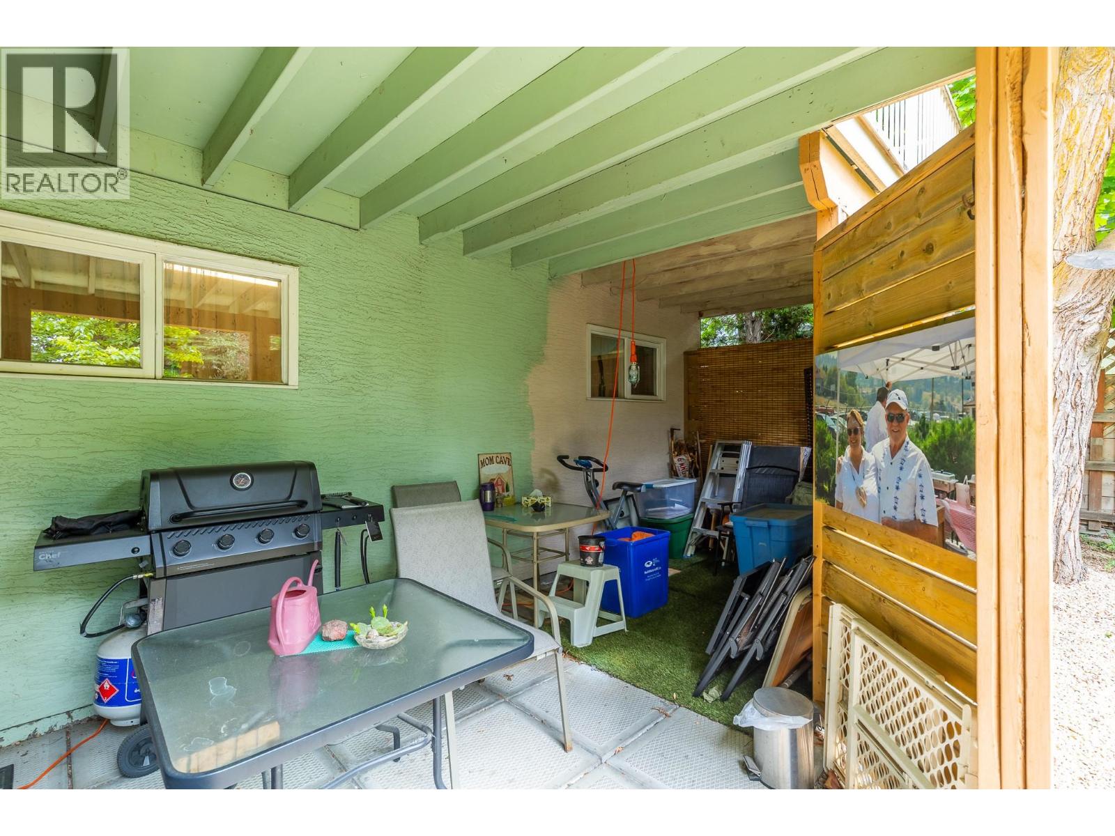 1812 46 Avenue - 51