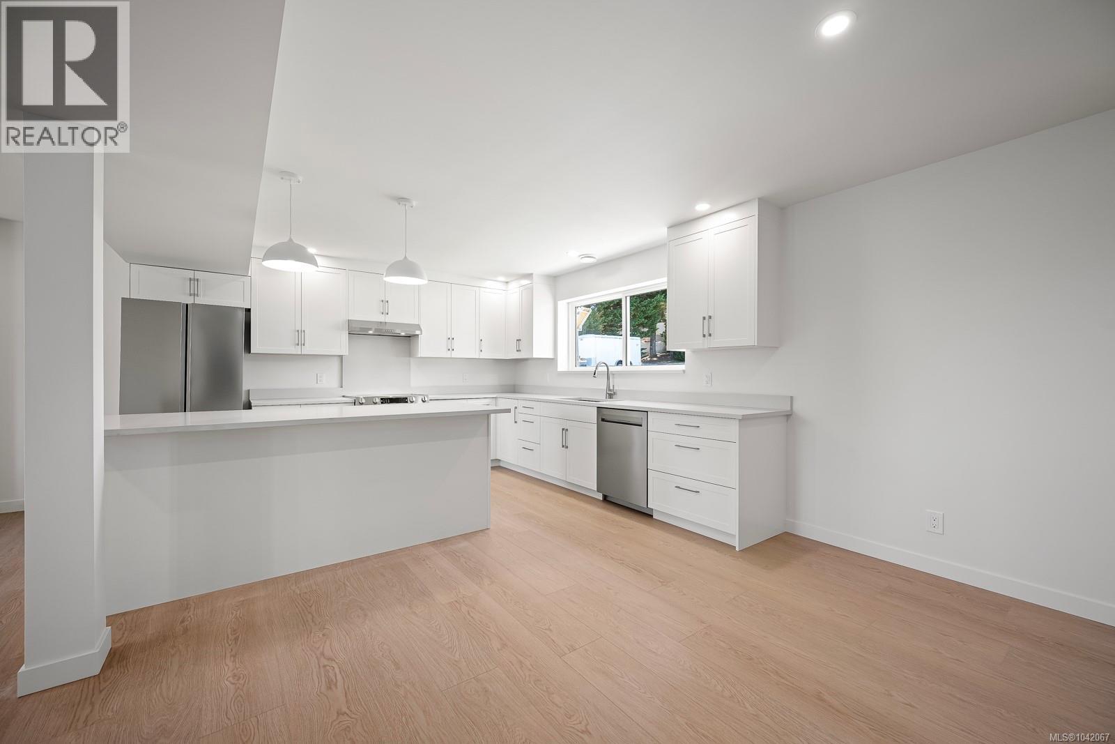 #A 896 Galerno Rd - 16