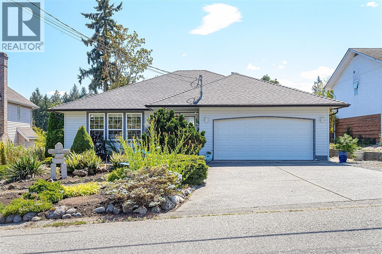 3162 Channel Blvd - 1