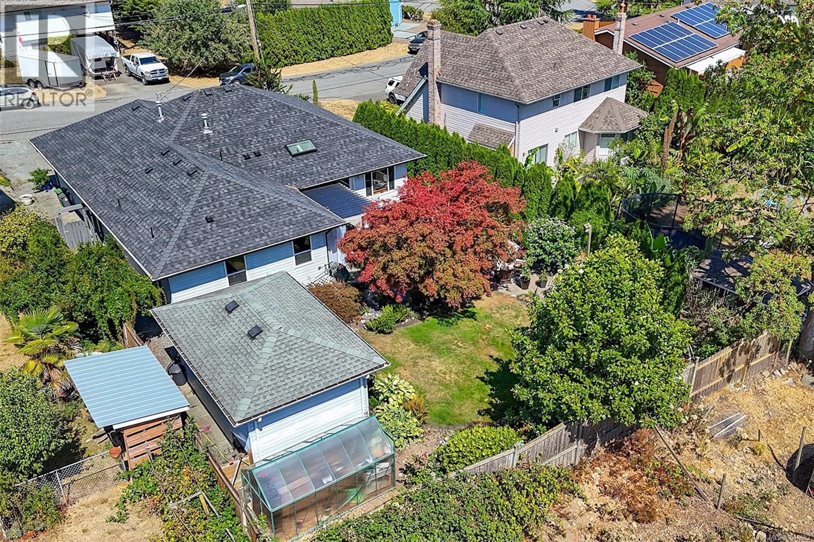 3162 Channel Blvd - 66