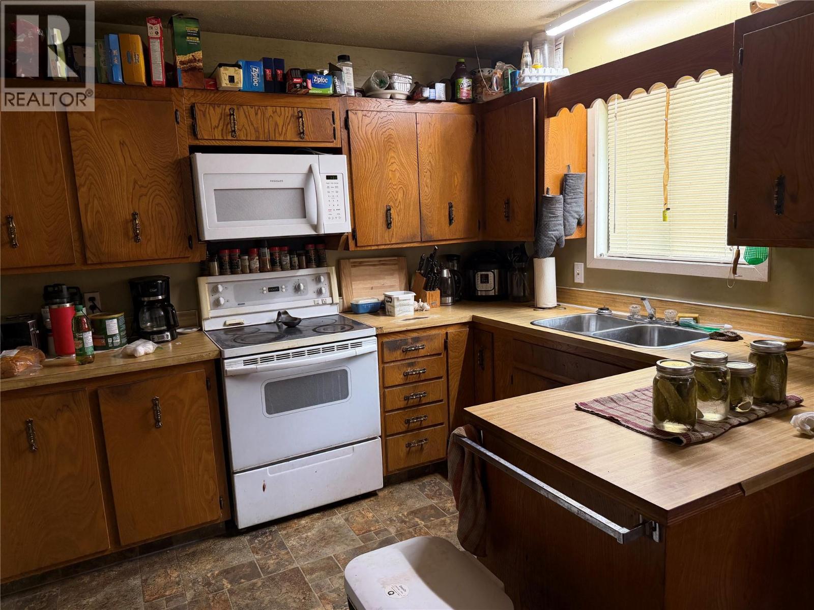 4243 Bloomquist Road - 4