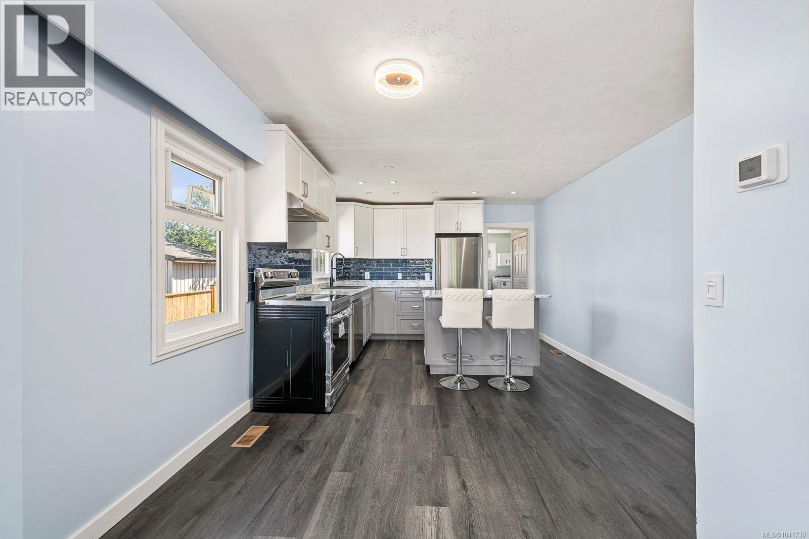 961 Greenwood St - 23