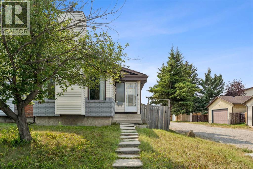212 Whitman Place NE, Whitehorn, Calgary photo 2