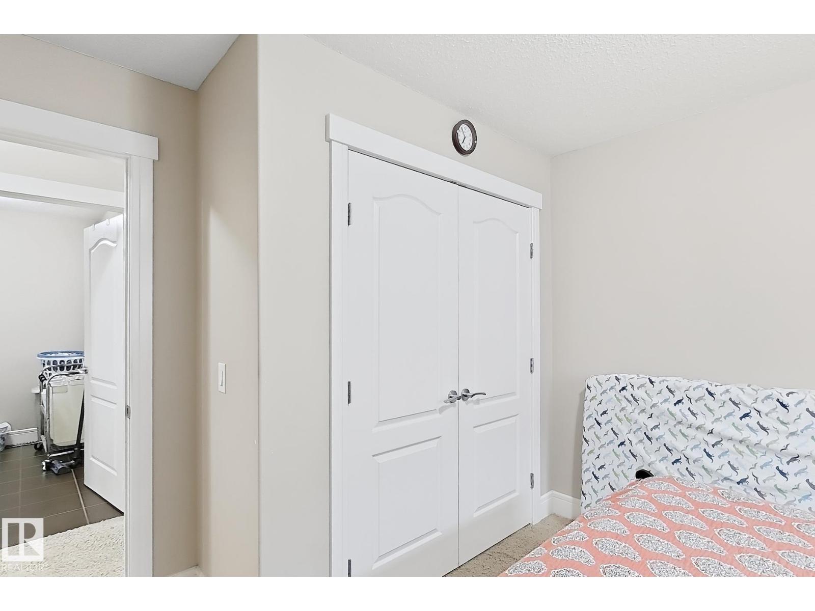 1862 32A ST NW - 33
