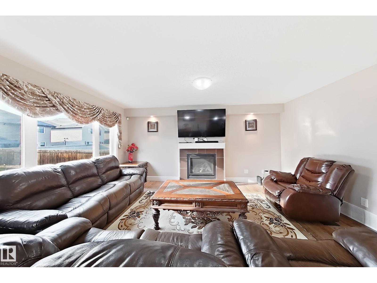 1862 32A Street NW - Photo 24