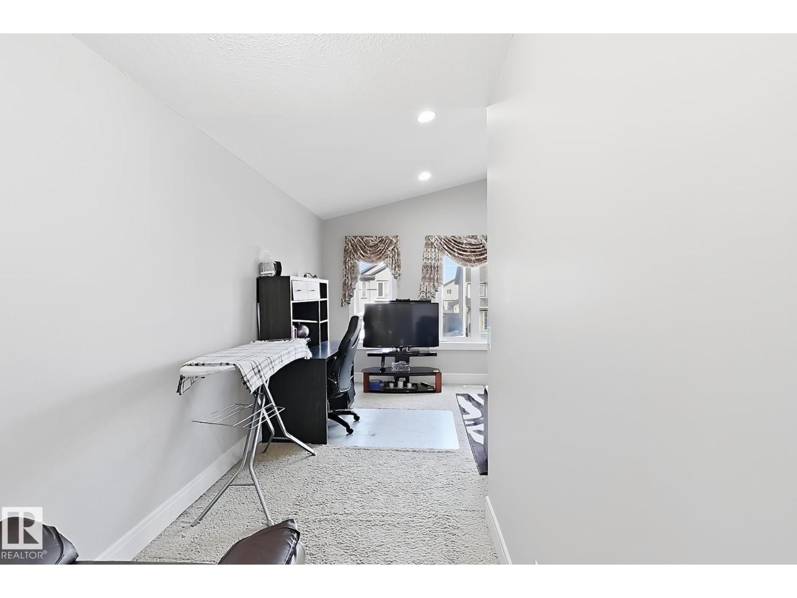 1862 32A Street NW - Photo 34