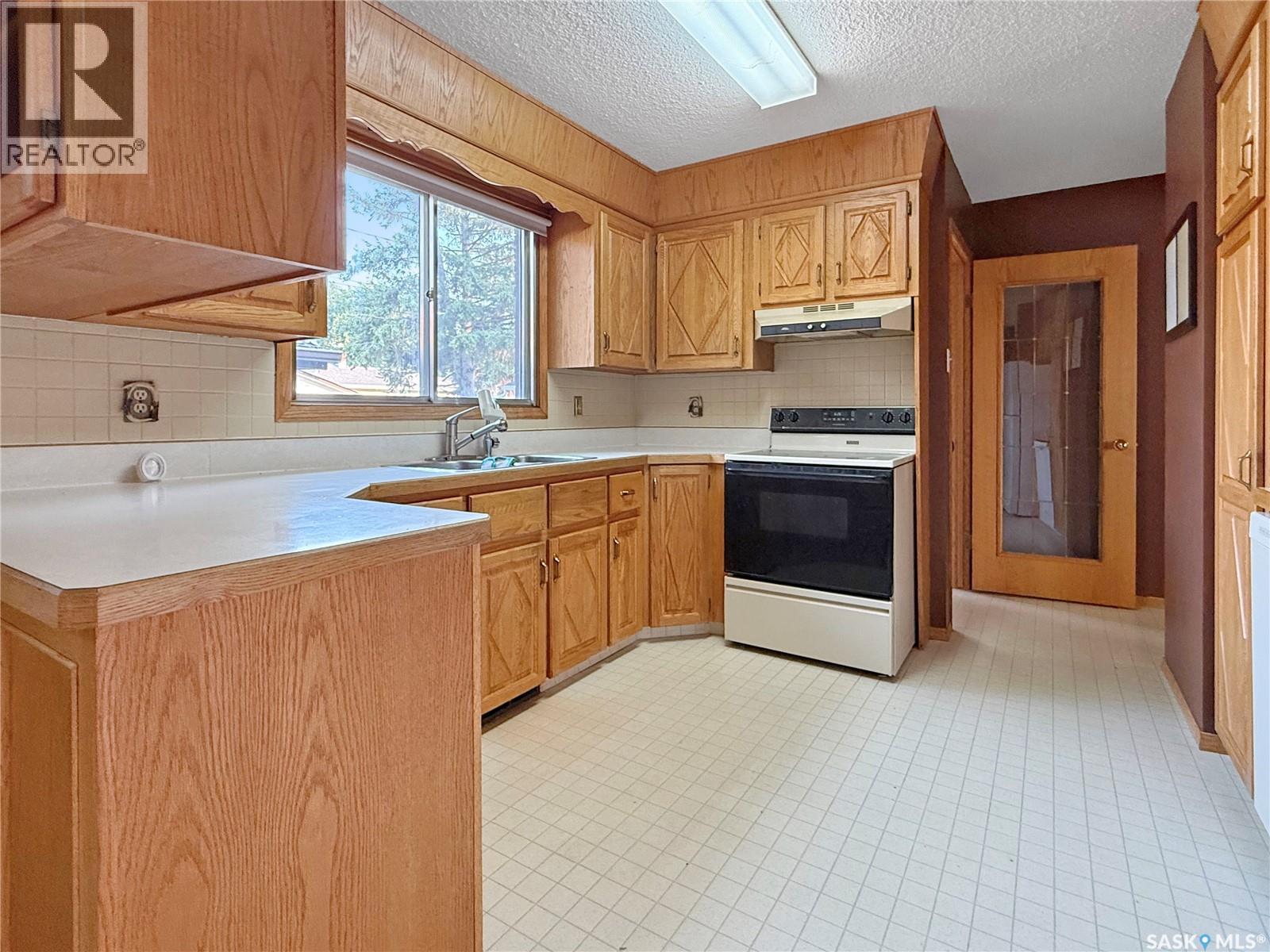 SE 477 3rd AVENUE SE - Image 4